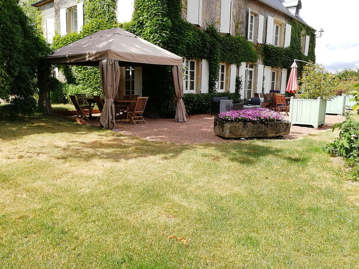 Chambres D'Hotes - Domaine Des Perrieres Crux-la-Ville Exterior foto